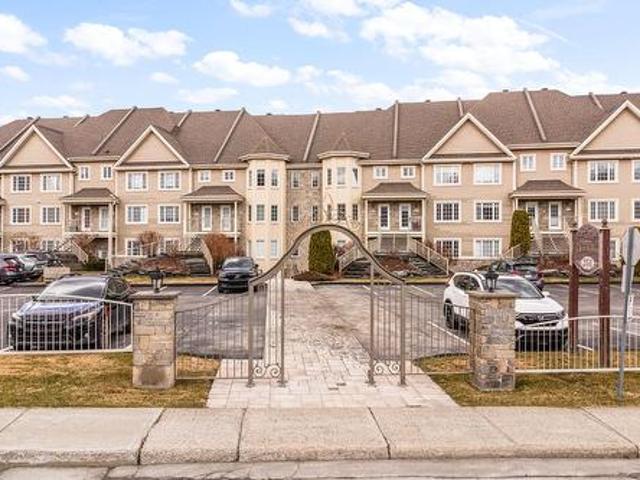 Condo for sale in Magog