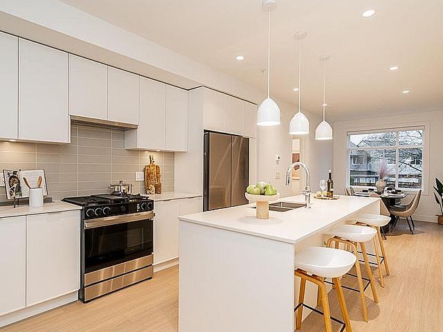 Condo for sale in Langley, British Columbia