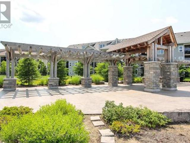 Townhouse for rent in Collingwood, Ontario