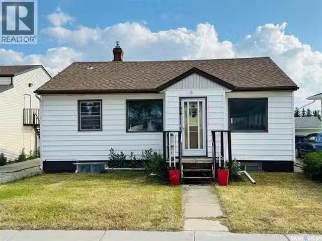 House for sale in Biggar, Saskatchewan