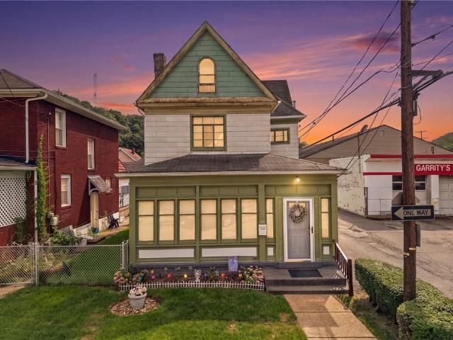 House for sale in Turtle Creek, Pennsylvania