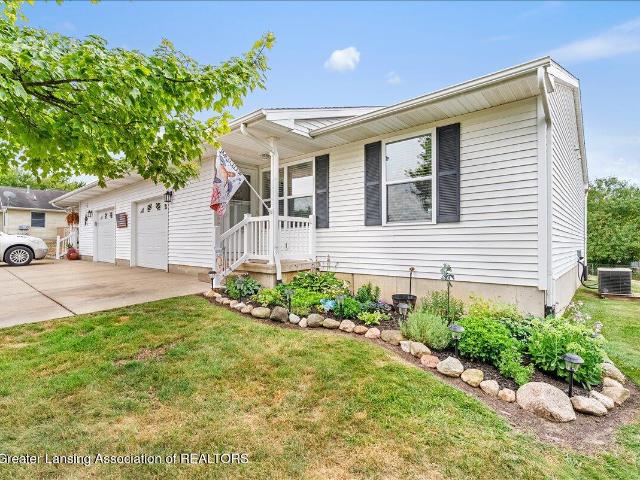 Condo for sale in Eaton, Michigan