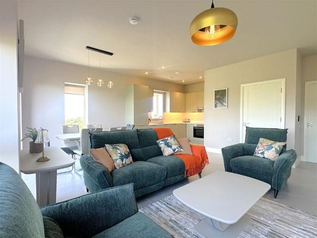 House to rent in Ballynahown, Connacht