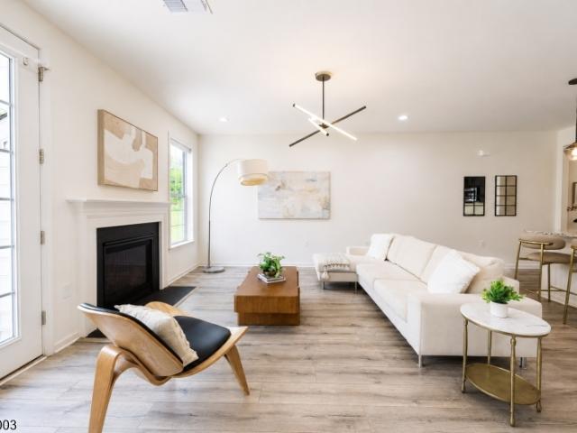 Condo for sale in Cedar Grove, New Jersey