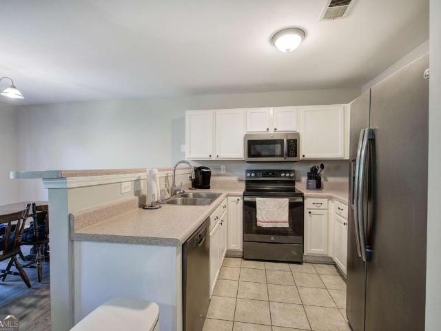 Townhouse for sale in Calhoun, Georgia