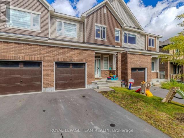 Townhouse for rent in Barrhaven West, Ottawa