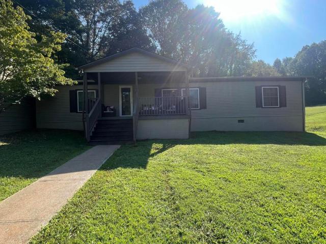 House for sale in Old Flat Lick, Flat Lick