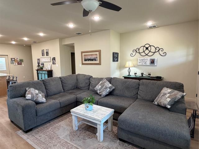 House for sale in Cuero, DeWitt County