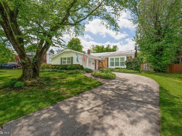 House for sale in Mount Laurel, New Jersey