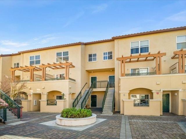 Condo for sale in Mountain View, California