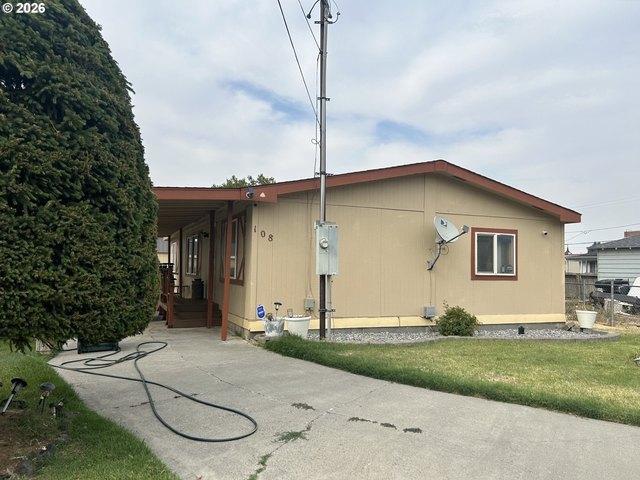 House for sale in Oregonia