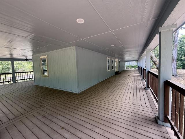 House for sale in Henderson, Texas
