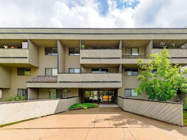 Condo for rent in Northwest, Alberta