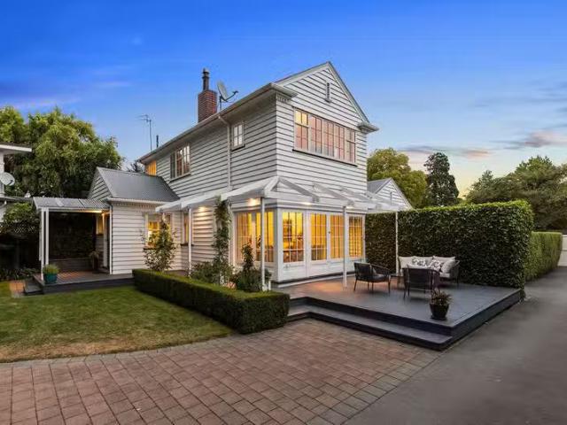House for sale in Fendalton, Canterbury