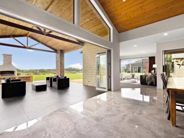 House for sale in Awhitu