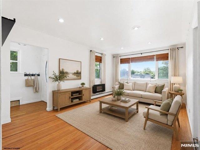 House for sale in Tenafly, New Jersey