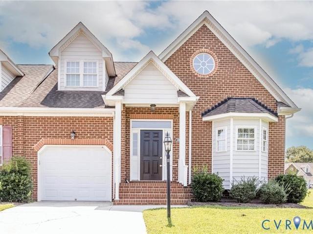 Townhouse for sale in Virginia