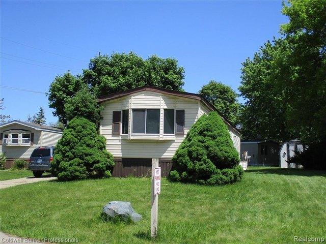 House for sale in Lapeer, Michigan