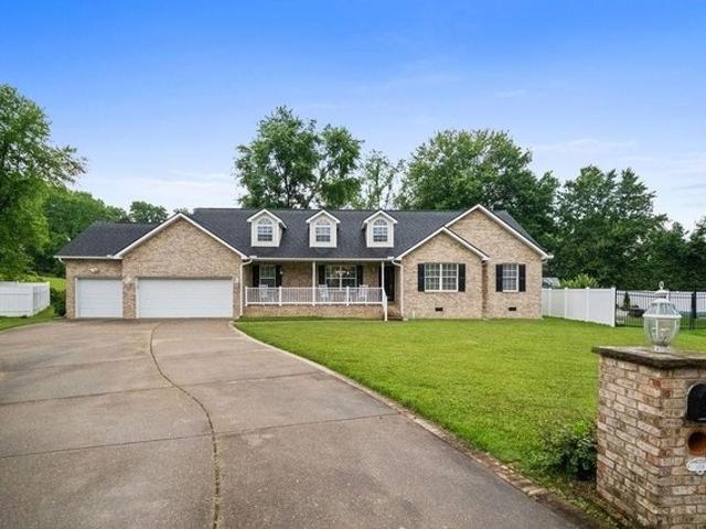 House for sale in Scott Depot, West Virginia