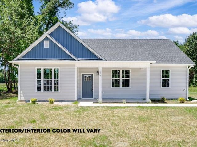 House for sale in Teachey, North Carolina