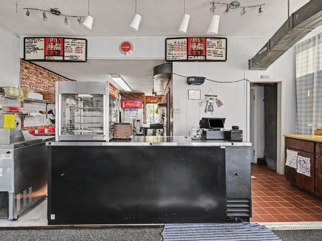 Commercial for sale in Leslie, Michigan