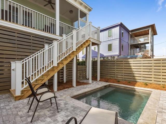 Townhouse for sale in Folly Beach, South Carolina