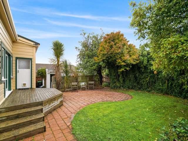 House for sale in Otakou