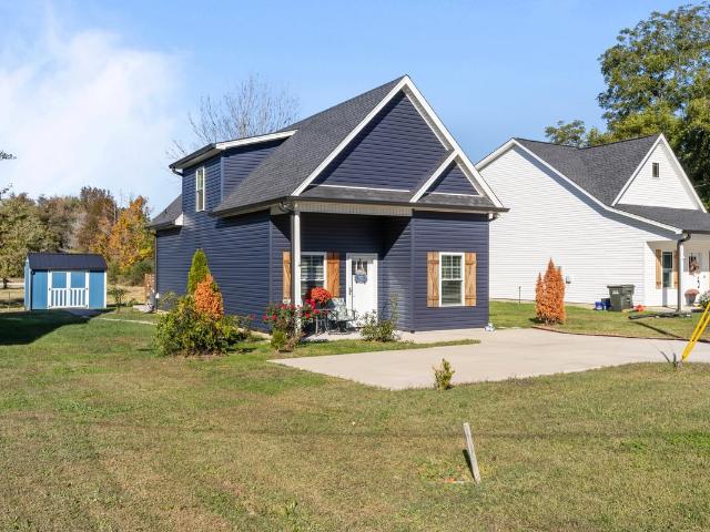 House for sale in Dickson, Tennessee
