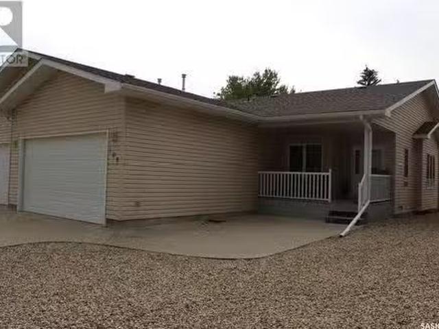 House for sale in Midale