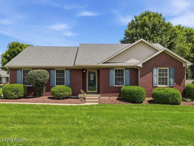 House for sale in Mount Washington, Kentucky