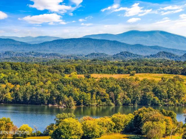 House for sale in Vonore, East Tennessee