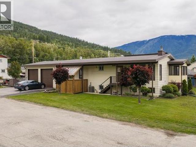House for sale in Revelstoke, British Columbia