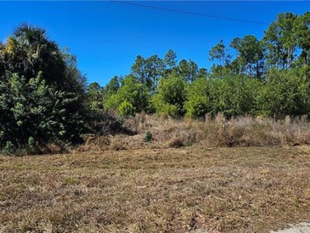 Land for sale in Lehigh Acres