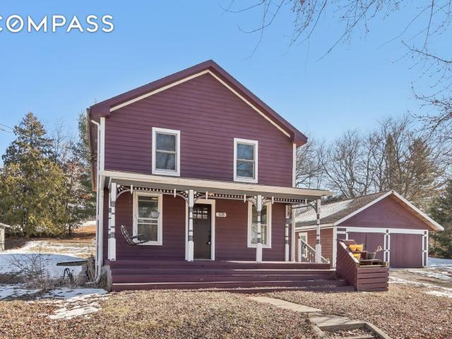 House for sale in Genoa City, Wisconsin