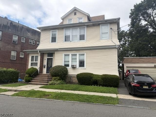 House for sale in Bloomfield, New Jersey
