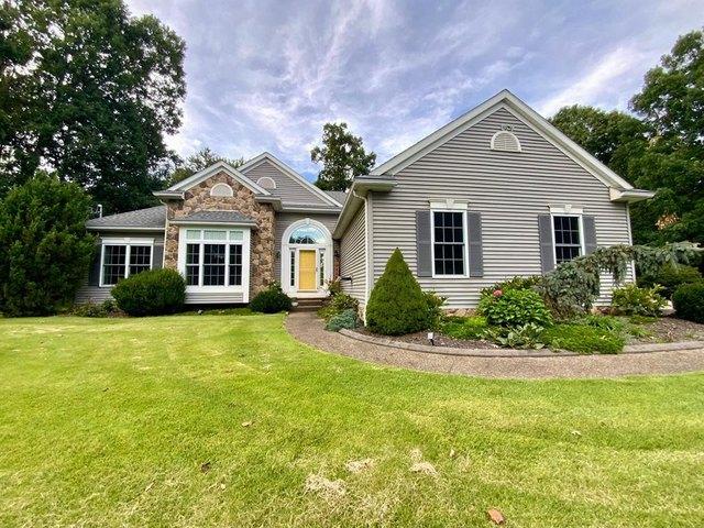 House for sale in Clinton, Findlay Township