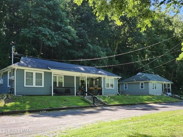 House for sale in Gilbert, Pennsylvania