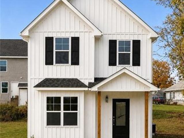 House for sale in Aragon, Georgia