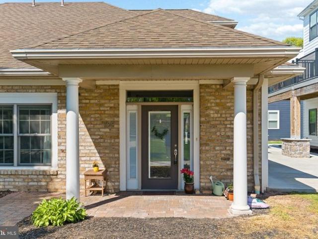 Townhouse for sale in Hummelstown, Pennsylvania