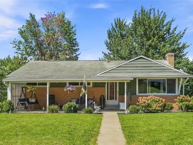 House for sale in Zelienople, Pennsylvania