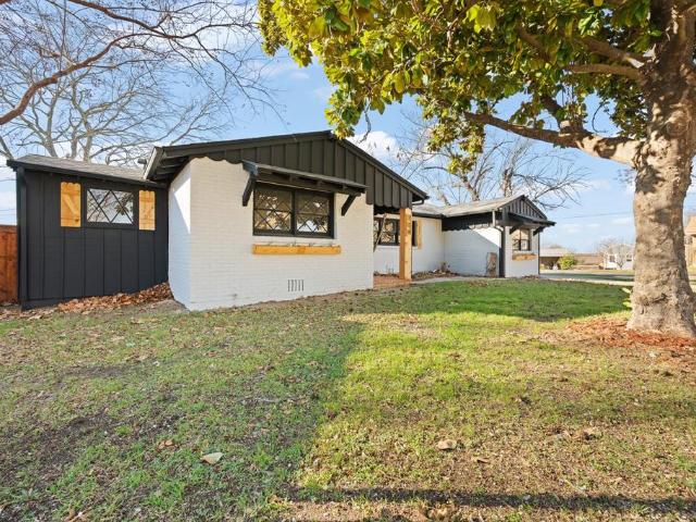 House for sale in Johnson, Texas