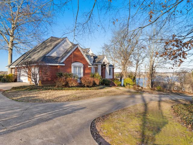 House for sale in River Oaks, Sheffield