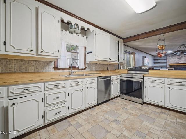 House for sale in Elizabeth City, North Carolina