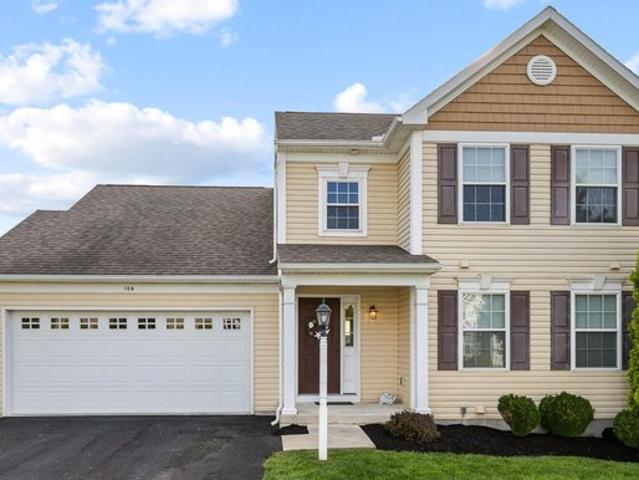 House for sale in Leola, Upper Leacock Township