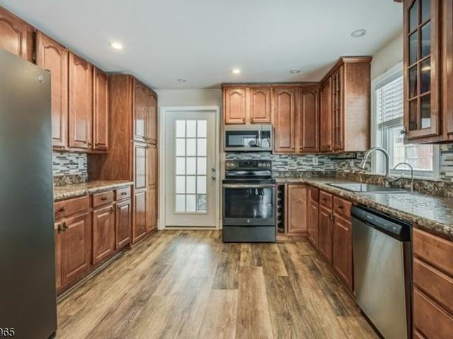 House for sale in Newton, New Jersey