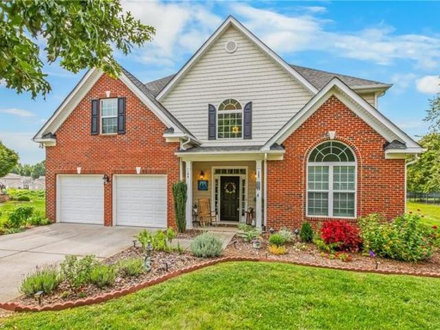 House for sale in Advance, North Carolina