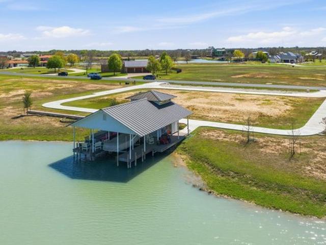 Land for sale in Martindale, Texas