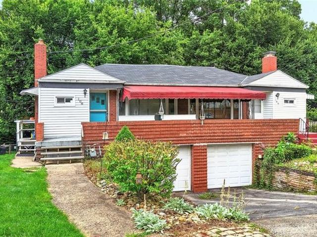 Townhouse for sale in Pittsburg, Pennsylvania