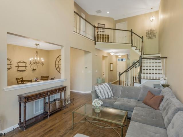 Townhouse for sale in Martinsville, New Jersey