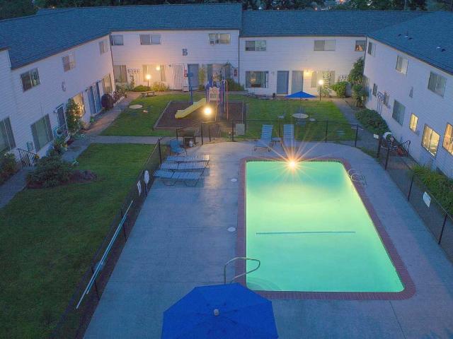 Apartment for rent in West Linn Apartment for rent in West Linn